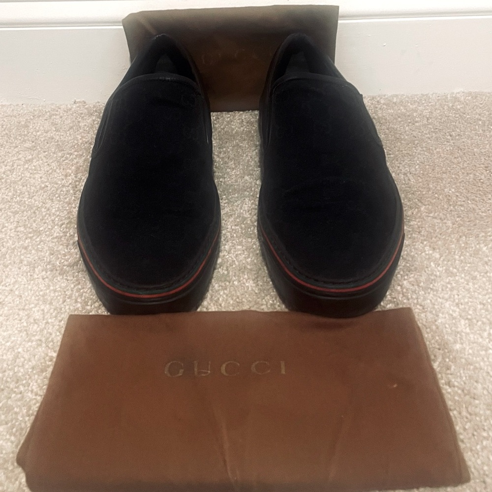 Gucci Men's Black Monogram Loafers 11.5
